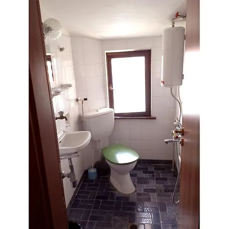 Yavorov Gasthuis 3*